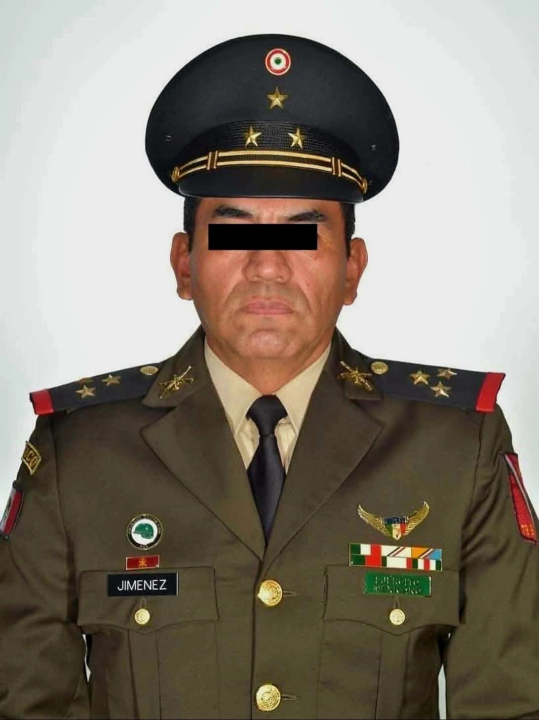 Prófugo ex secretario de Seguridad Pública y jefe de escoltas del alcalde Carlos Manzo