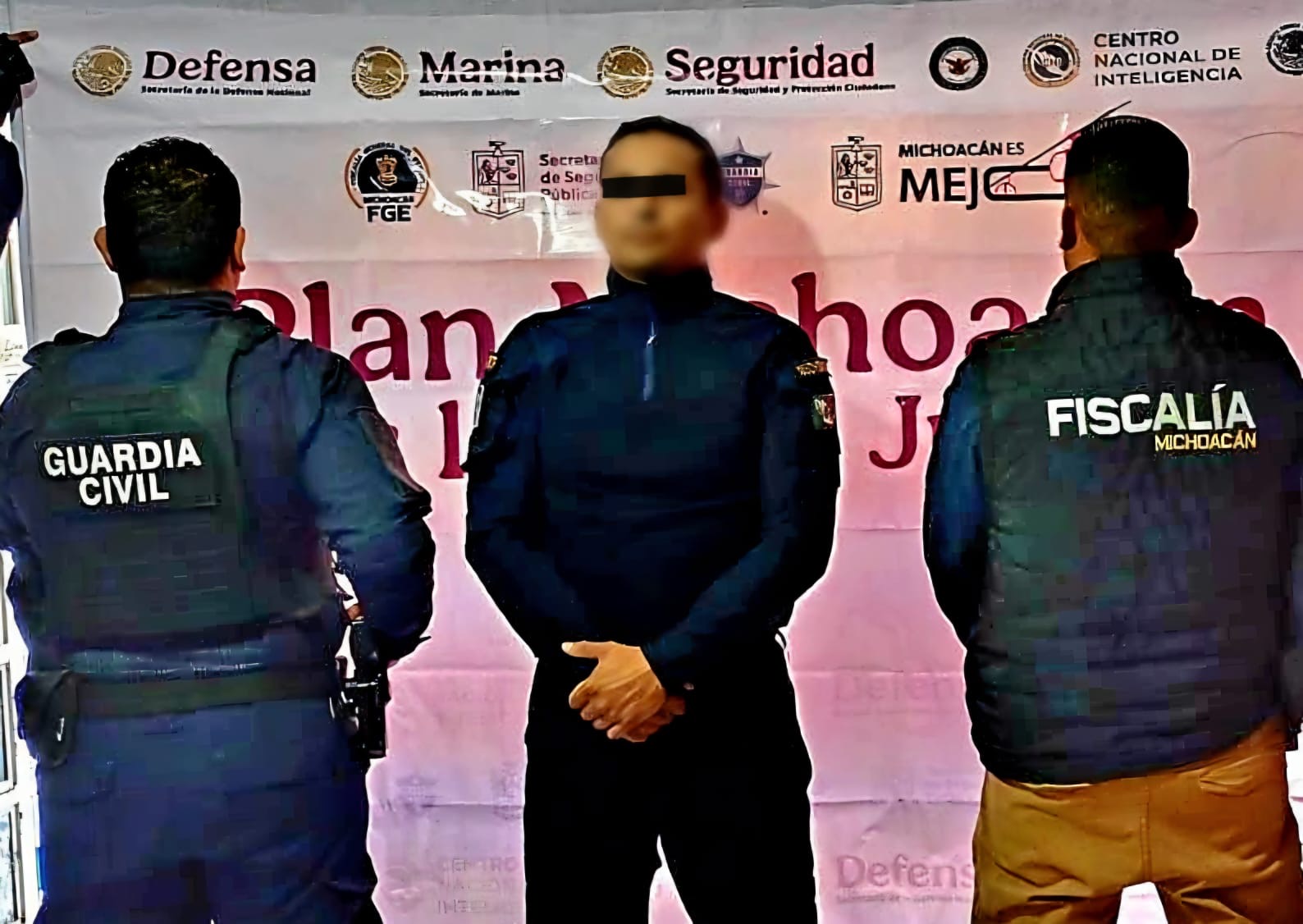 Detienen a policía de Sahuayo por homicidio