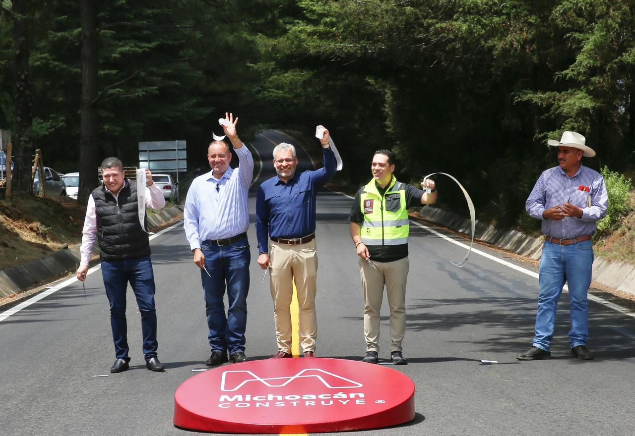Inaugura Bedolla rehabilitación de la carretera Madero-Tacámbaro; se impulsa el desarrollo agrícola