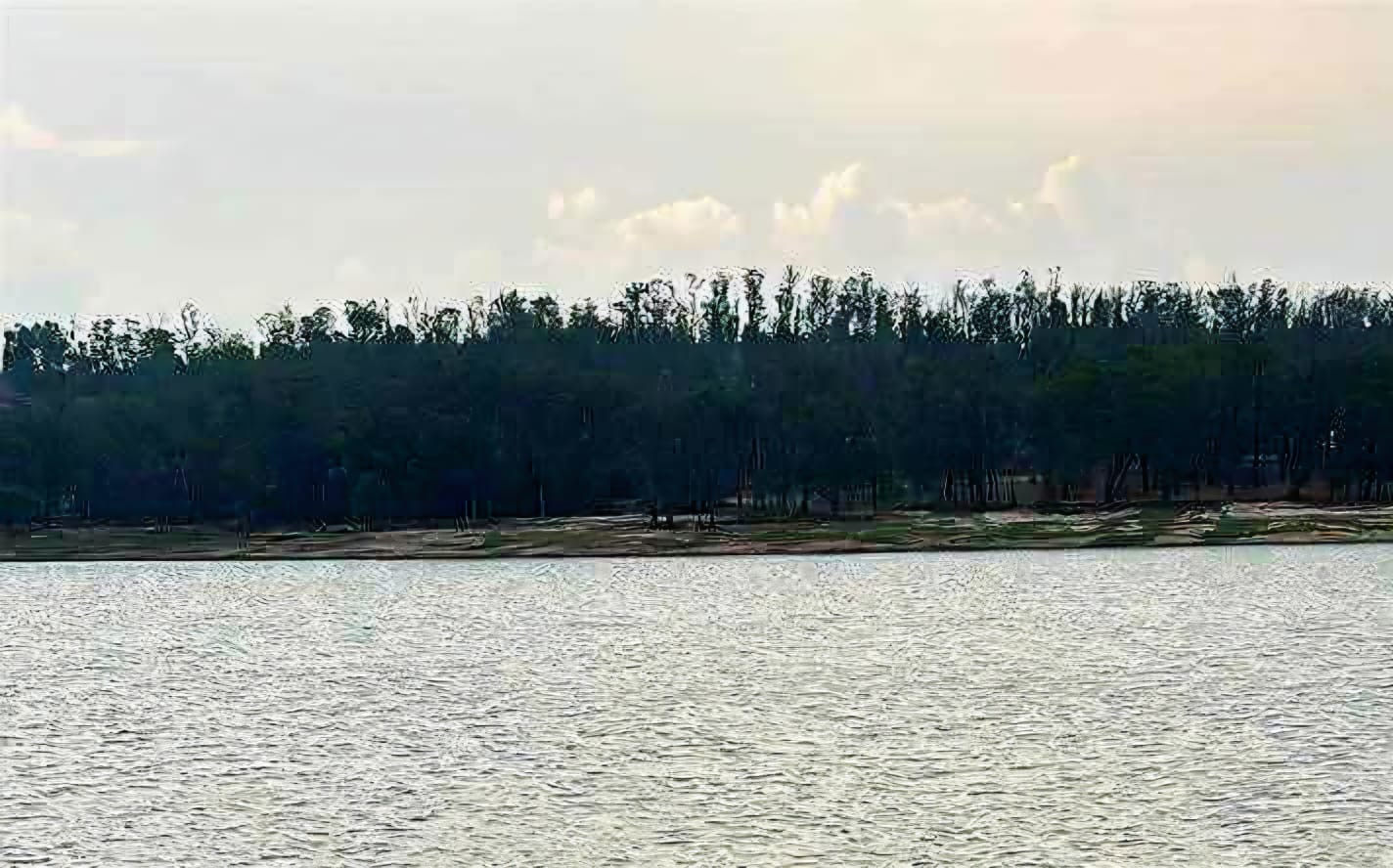 Hallan a persona en la Presa de Cointzio 