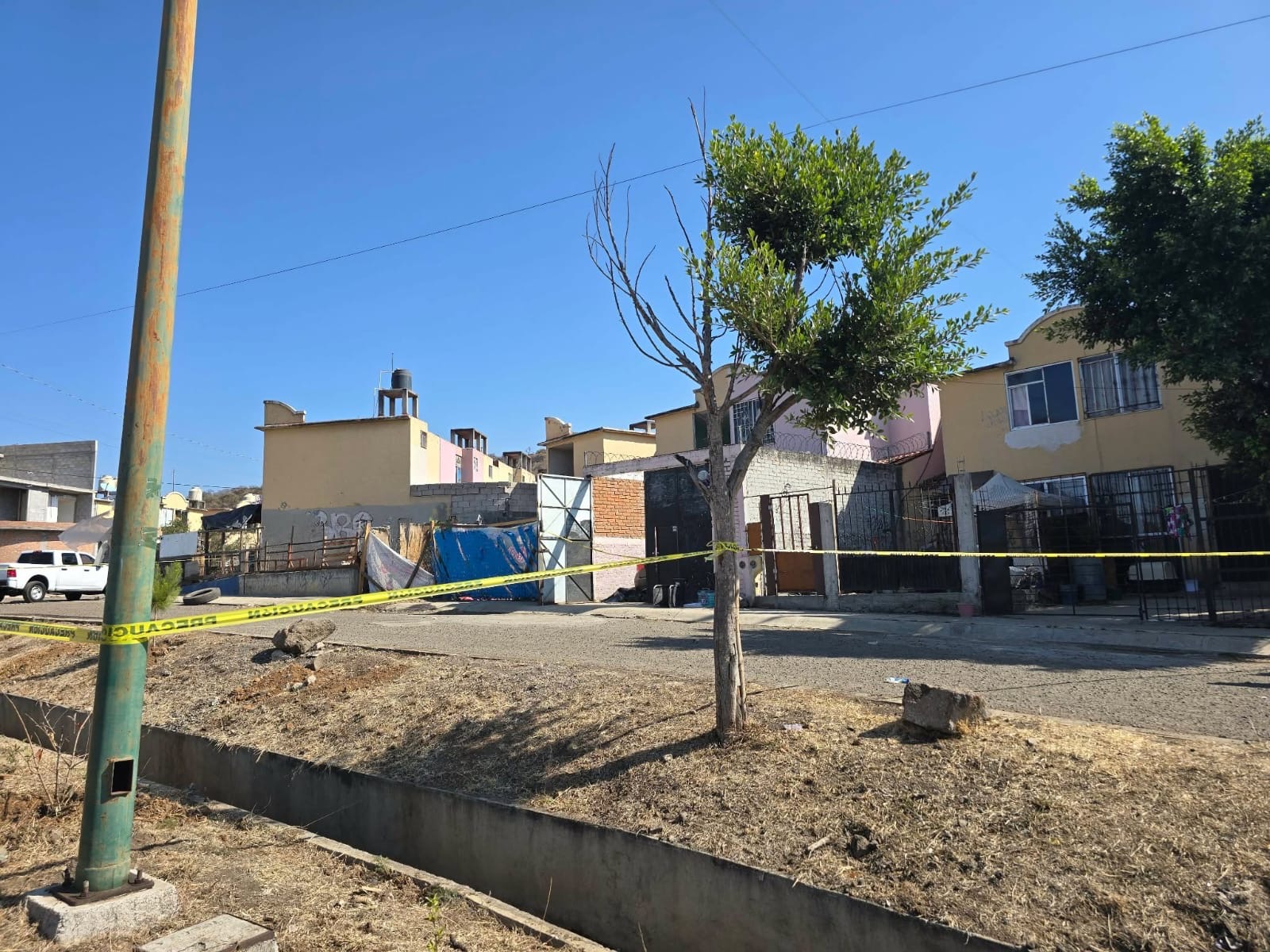 Hallan a pareja asesinad4 en domicilio de Lomas de la Maestranza, Morelia