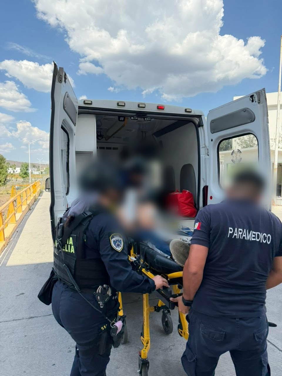Empistolados balean a 2 jóvenes en moto en la colonia La Esperanza, al poniente de Morelia