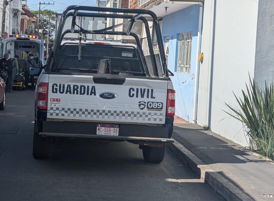 Delincuentes irrumpen en una vivienda y balean a un hombre, en la colonia México de Uruapan 