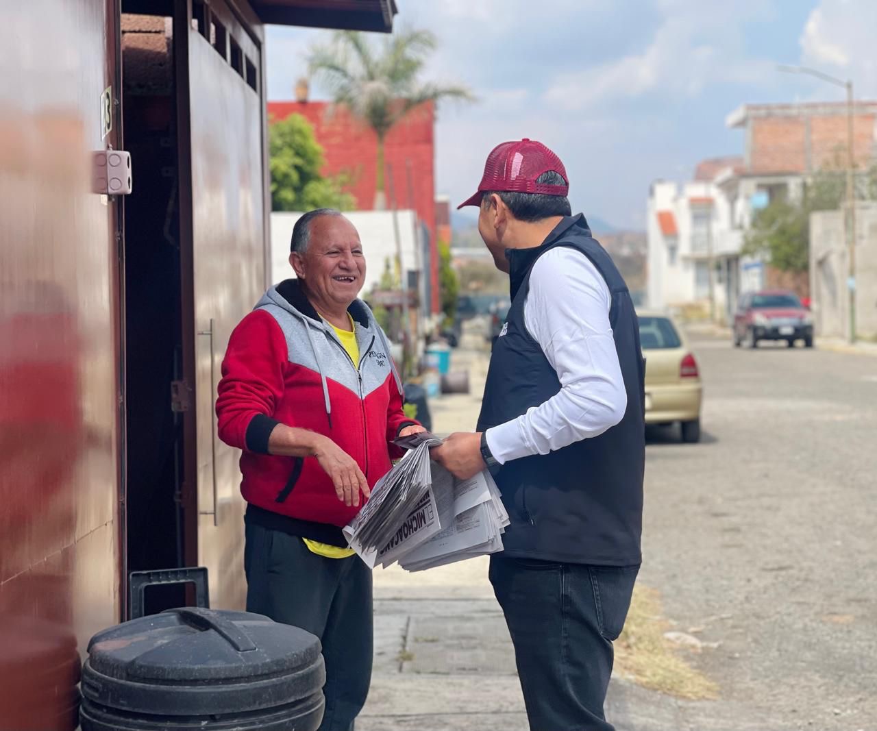 Morelia paga predial, pero recibe abandono: Juan Carlos Barragán