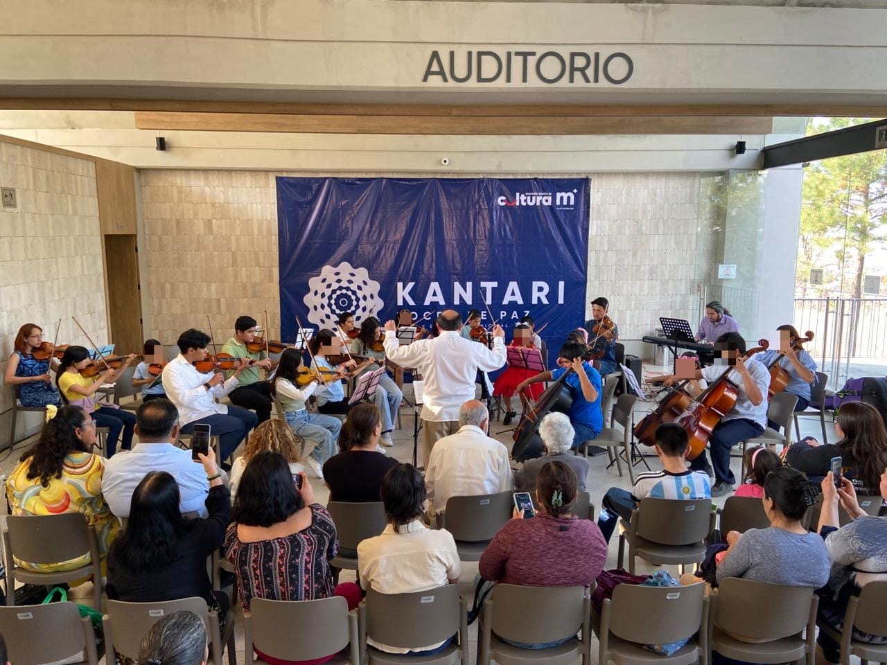 Paola Delgadillo acerca experiencias musicales inclusivas a niños con autismo