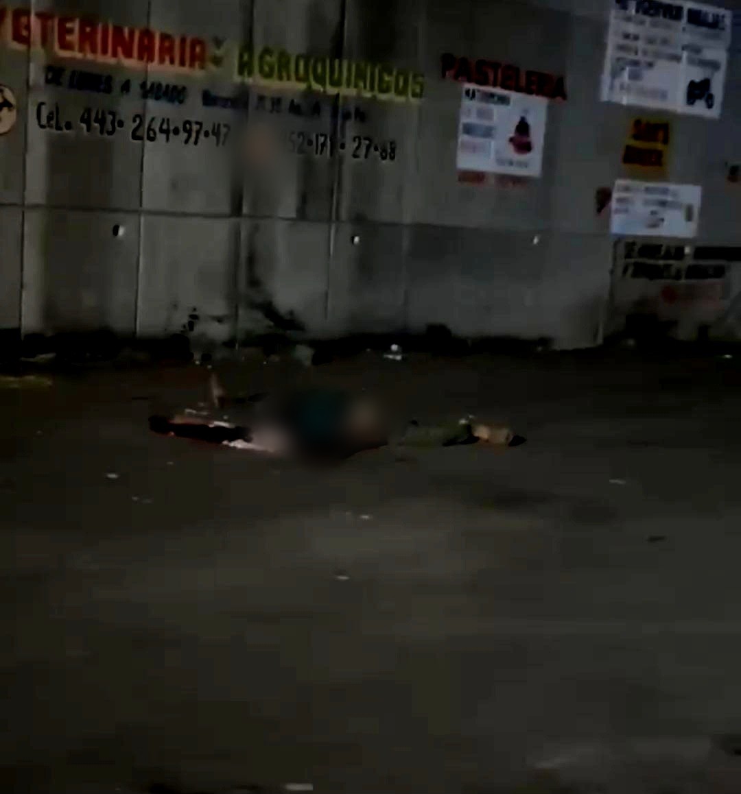 Abandonan dos ejecutad0s debajo del puente de San Antonio La Labor, Apatzingán