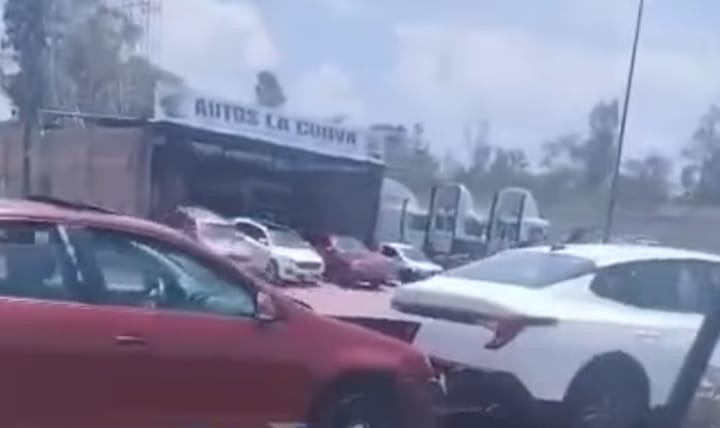 Se registran dos carambolas vehiculares en Morelos Norte, salida a Salamanca