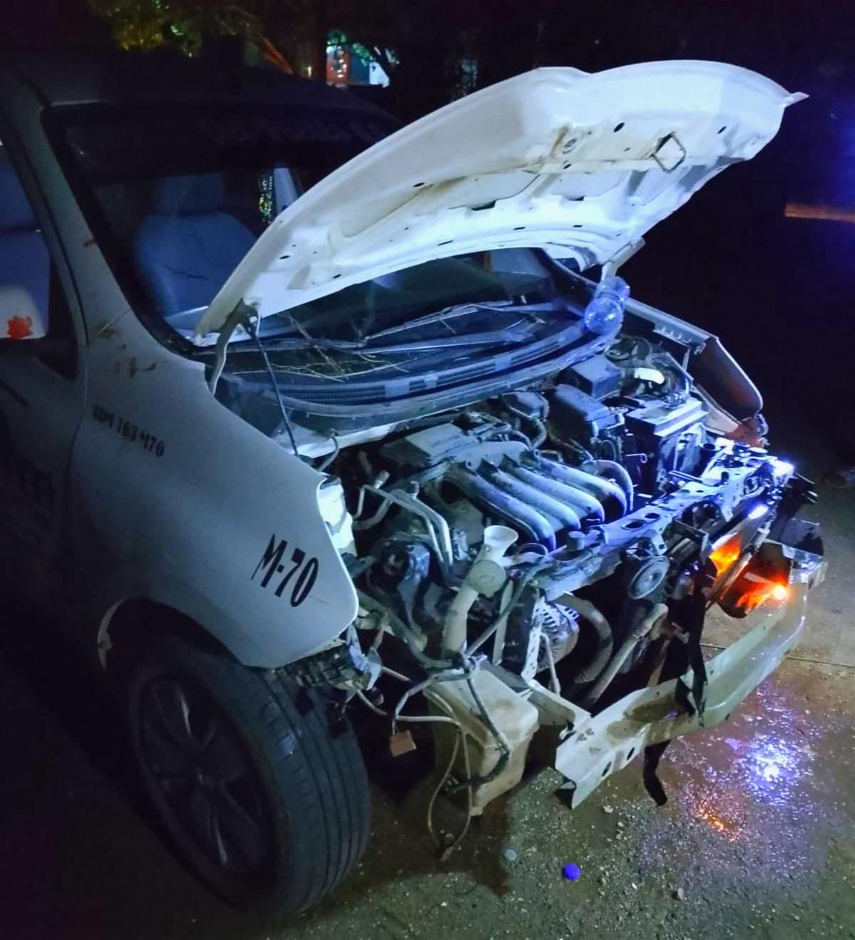 Taxista herido tras chocar durante intento de asalto en Lázaro Cárdenas
