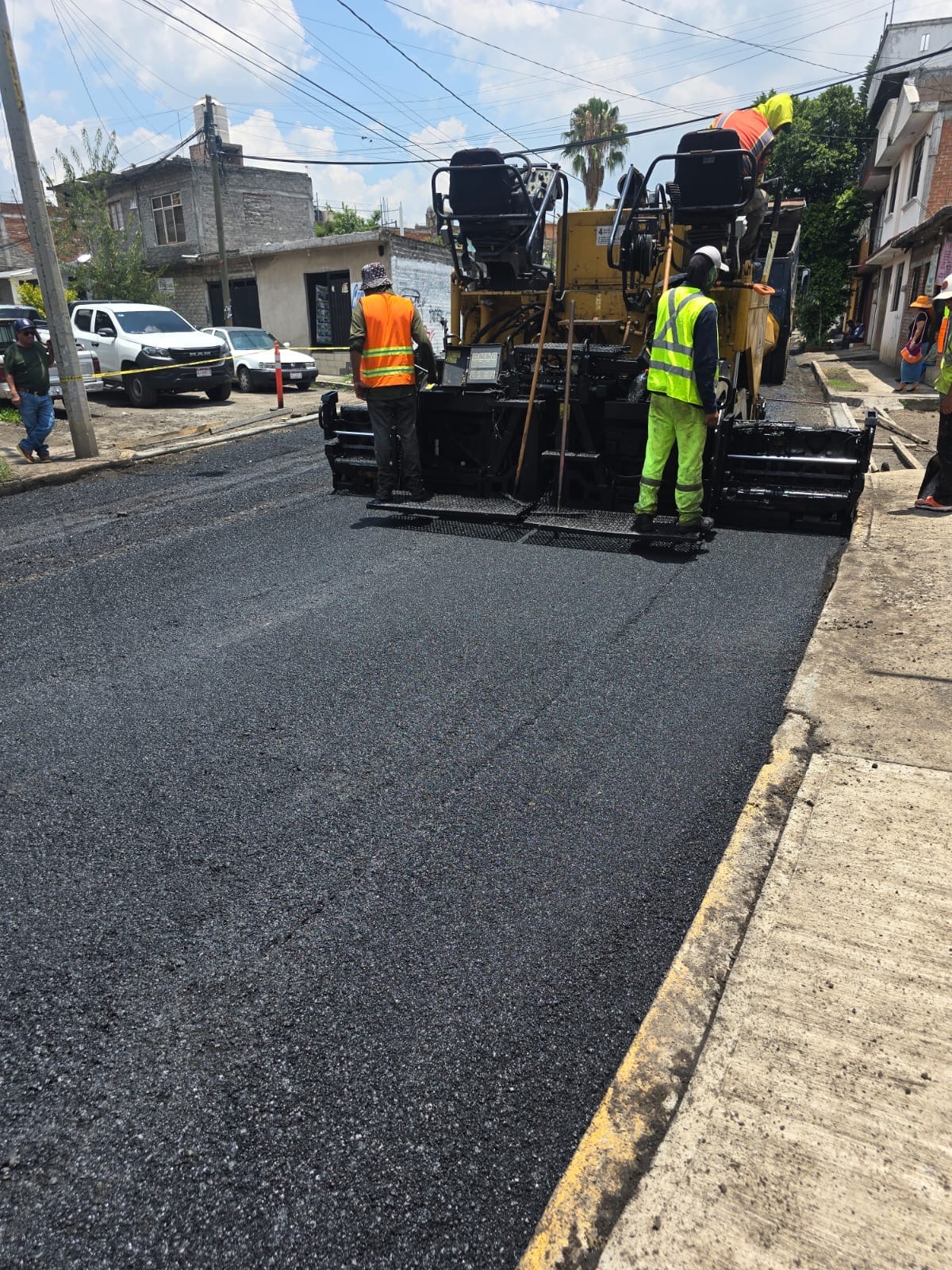 En 10 días se han rehabilitado 6.3 kilómetros de vialidades: Alfonso Martínez Alcázar