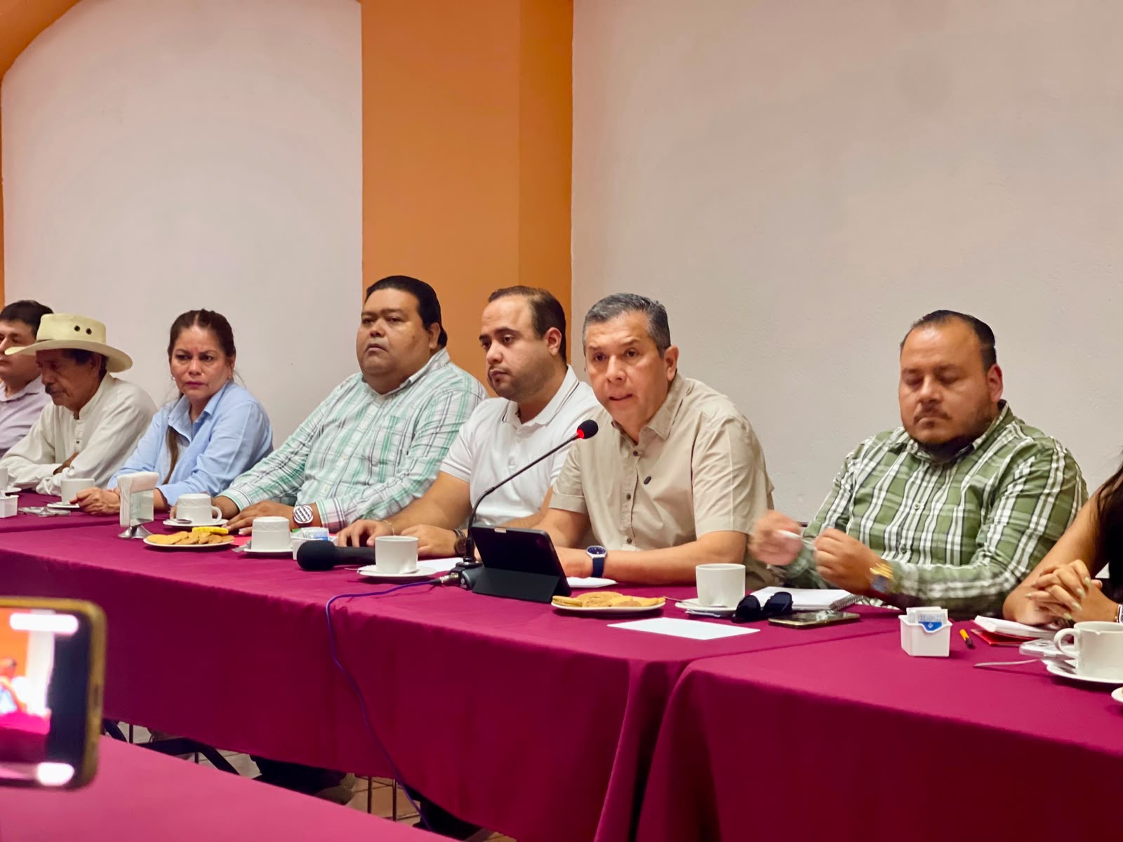 Raúl Morón es el liderazgo más sólido de la izquierda en Michoacán: JC Barragán