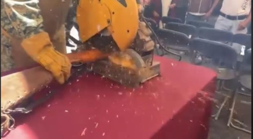 Militar inhabilitaba arma hechiza y ocurre disparo accidental que deja cuatro civiles heridos, en Tzintzuntzan