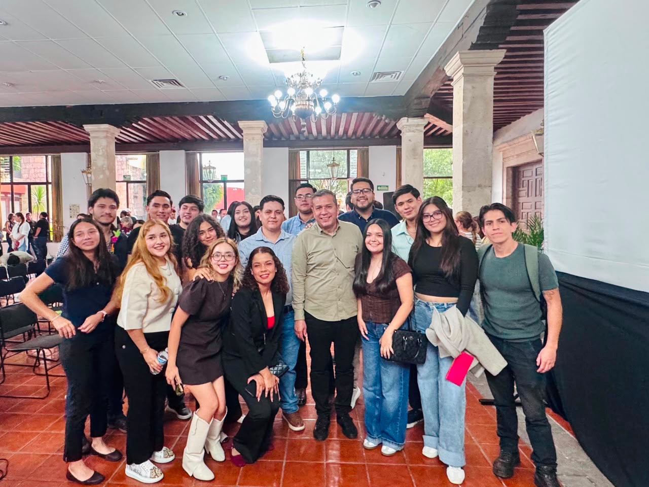 Juventudes de Michoacán cierran filas con Raúl Morón por la transformación: JC Barragán