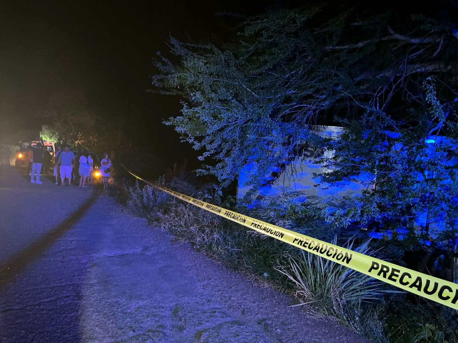 Choque entre dos vehículos deja tres muertos en la Tuzantla-Tiquicheo